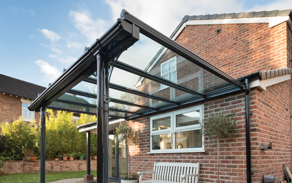 glass-verandas-side-of-house