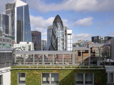 Double Tree Hilton Tower of London Rooftop Bar